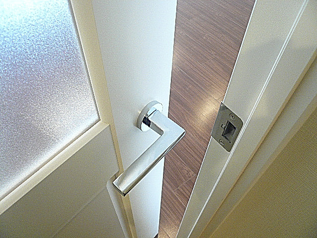 ロワイヤル碑文谷　LDKへの扉