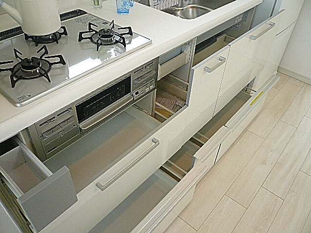 田園調布スカイハイツ　キッチン　収納