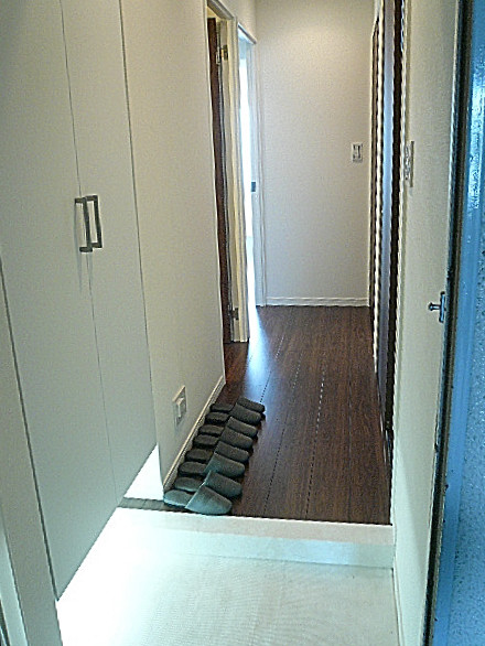 ビュラ田園調布　玄関ホール