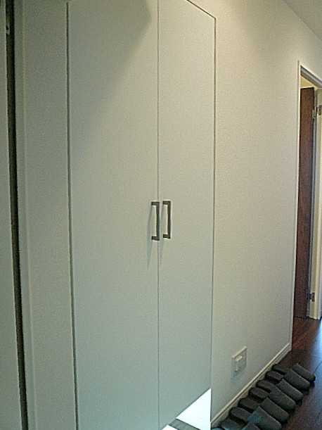 ビュラ田園調布　玄関収納