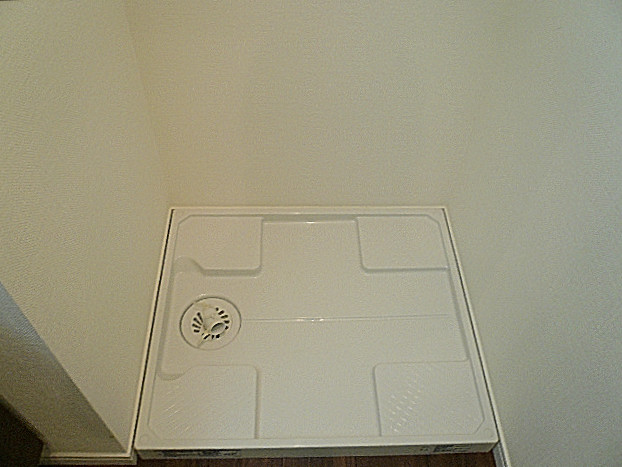 ビュラ田園調布　洗濯機置き場