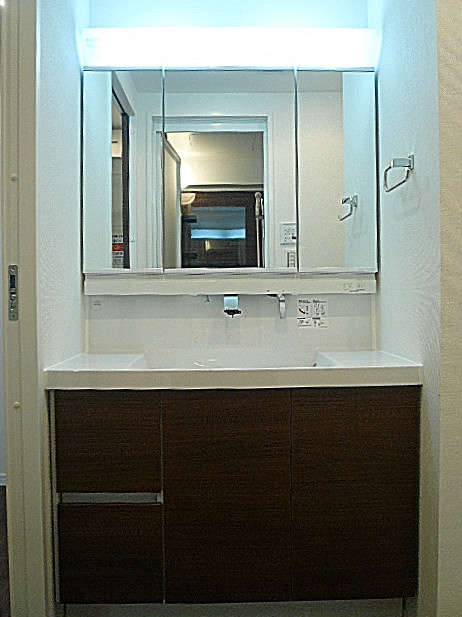 ビュラ田園調布　洗面化粧台