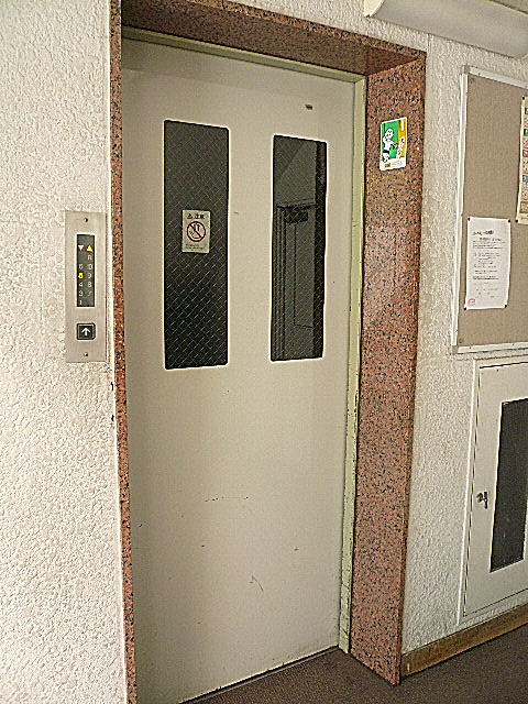 麻布十番中央マンション　エレベーター