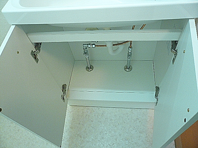 麻布十番中央マンション　洗面台　収納