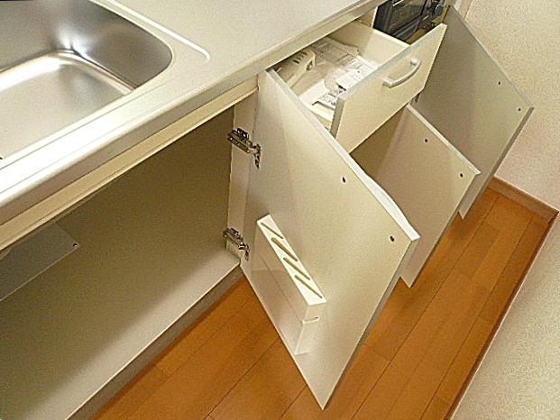 麻布十番中央マンション　キッチン　収納