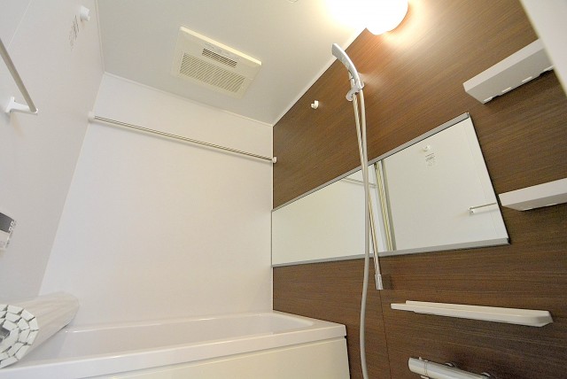 弦巻リハイム　220 バス (3)