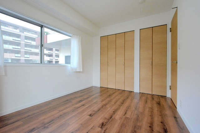 弦巻リハイム　 洋室2