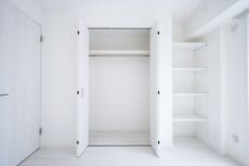 ライオンズマンション新富町 洋室1