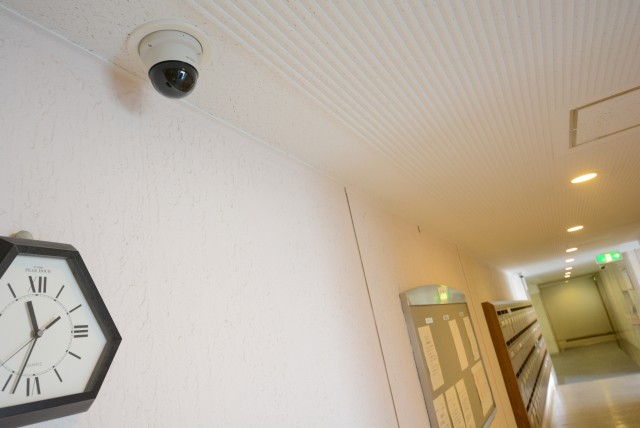 フアミール久堅 監視カメラ