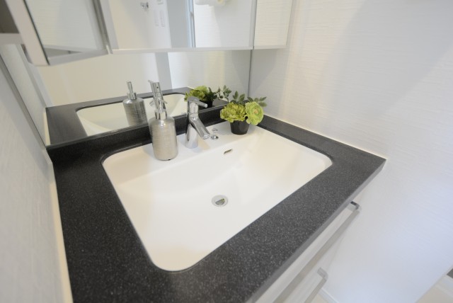 安田小網町マンション