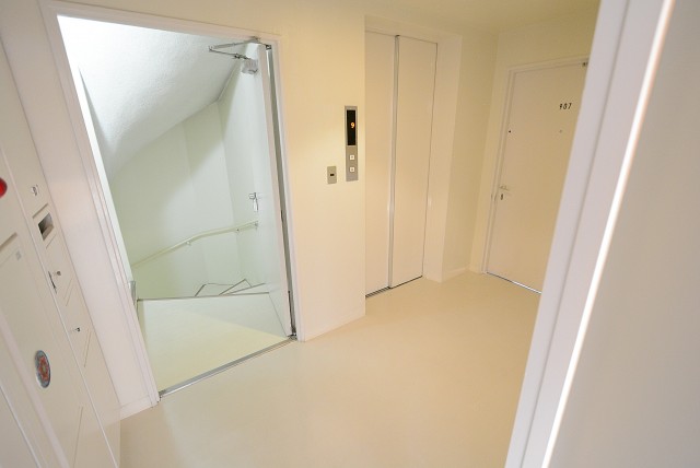 音羽ハウス 勝手口