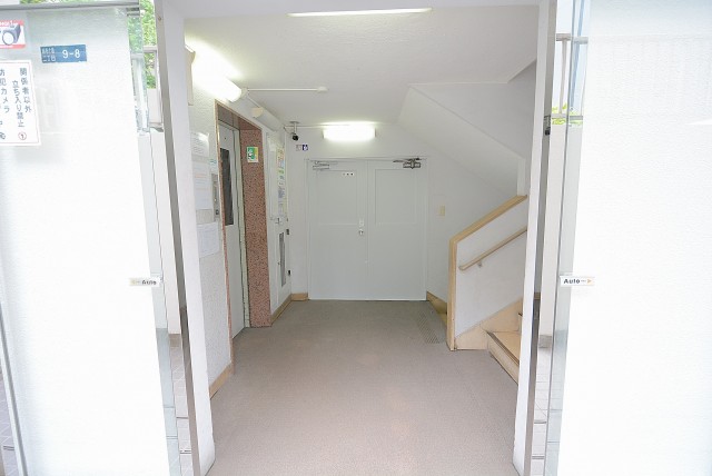 麻布十番中央マンション エントランス