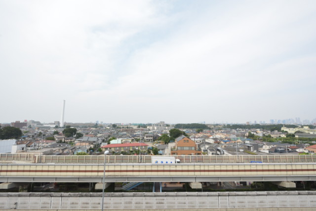 ベルシャトウ上高井戸 外廊下