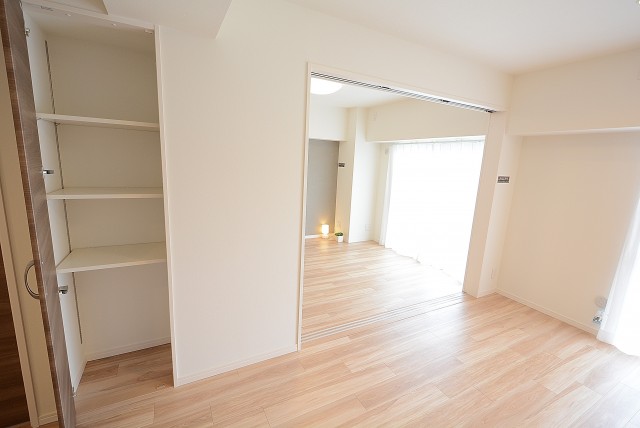 三井馬事公苑南ハイツ LD