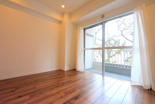 弦巻リハイム　洋室1