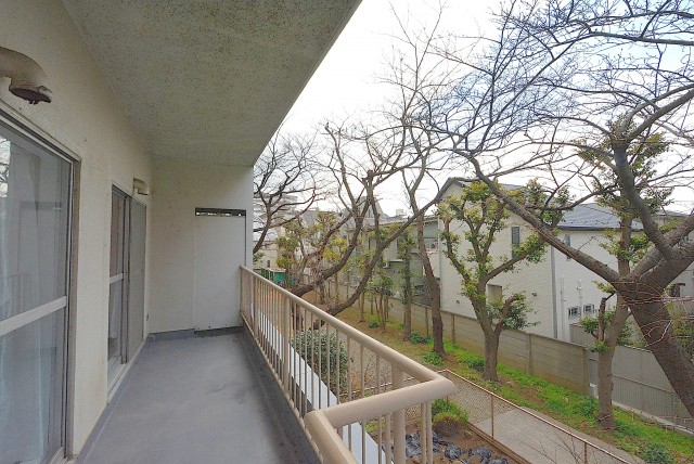 弦巻リハイム バルコニー