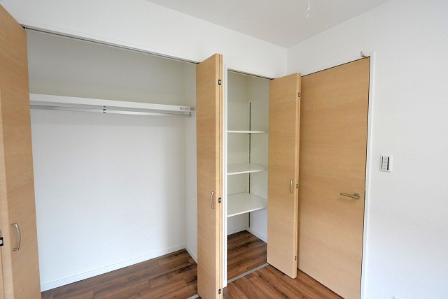 弦巻リハイム　 洋室2