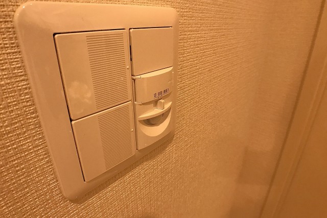 ライオンズヴィアーレ幡ヶ谷 玄関