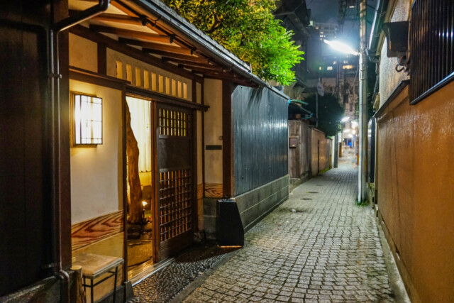 アールヴェール新宿弁天町周辺