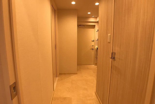 ライオンズヴィアーレ幡ヶ谷 廊下