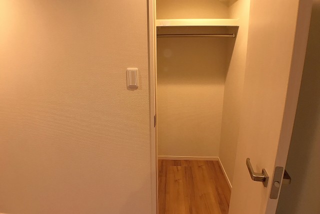 ライオンズヴィアーレ幡ヶ谷 洋室②