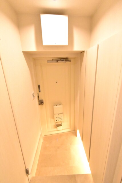 新宿パークサイド永谷 玄関