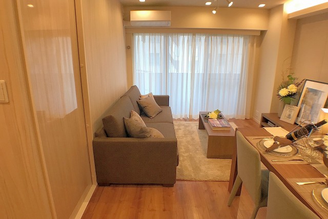 ライオンズヴィアーレ幡ヶ谷 洋室②