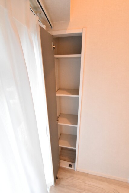 新宿パークサイド永谷 洋室