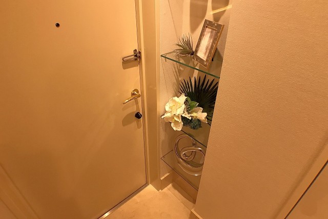 ライオンズヴィアーレ幡ヶ谷 玄関