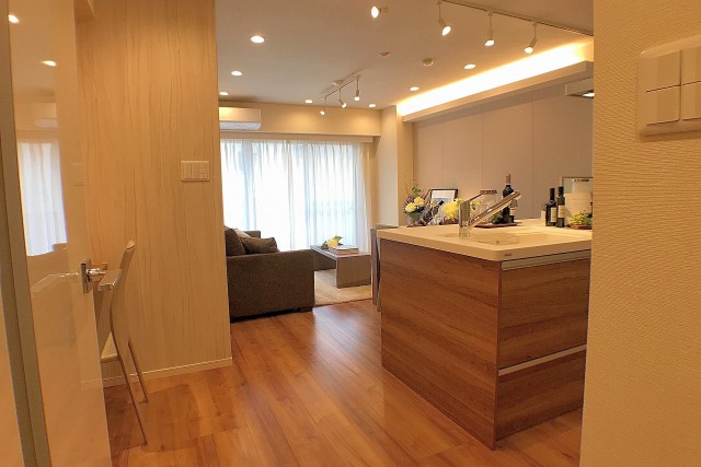 ライオンズヴィアーレ幡ヶ谷 LD