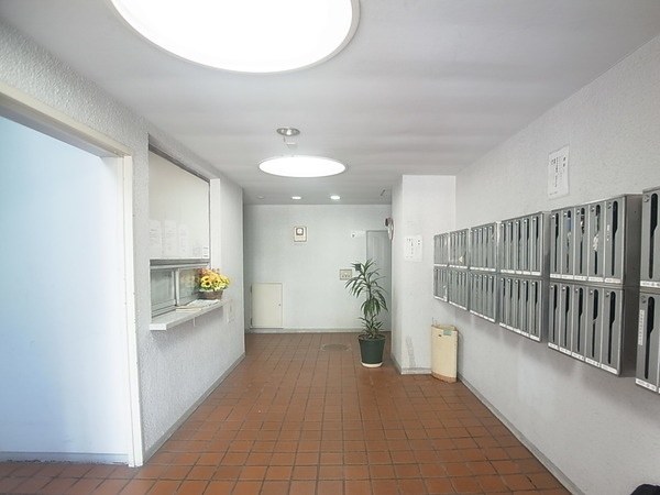 中野永谷マンション　エントランス2