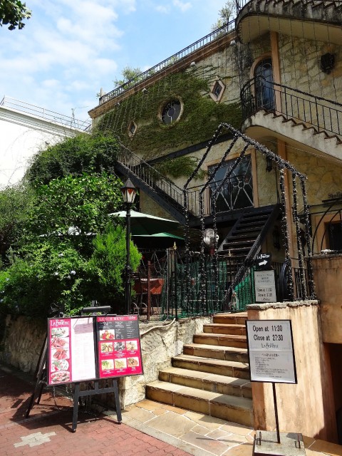 リシェ広尾　プラチナ通り店舗