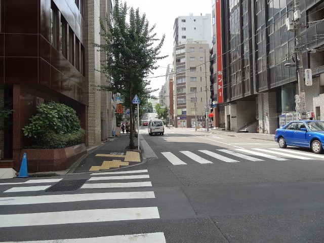 東建ニューハイツ九段前面道路