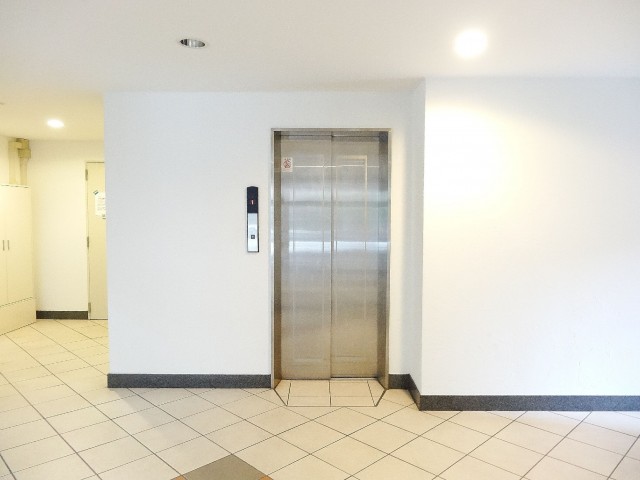 エレベーター