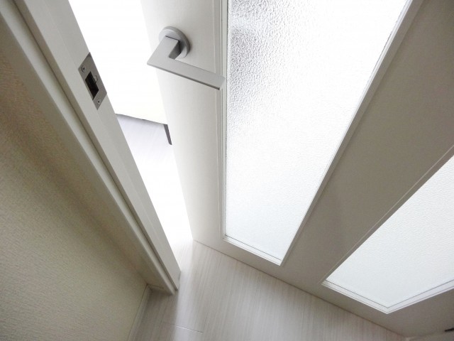 近鉄ハイツ魚籃坂　ＬＤＫ扉