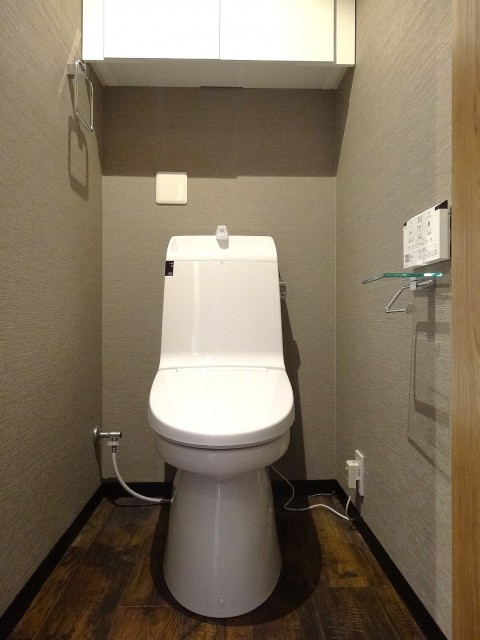 サンマリーナ新子安　トイレ407