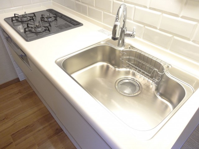 サンマリーナ新子安　キッチン407