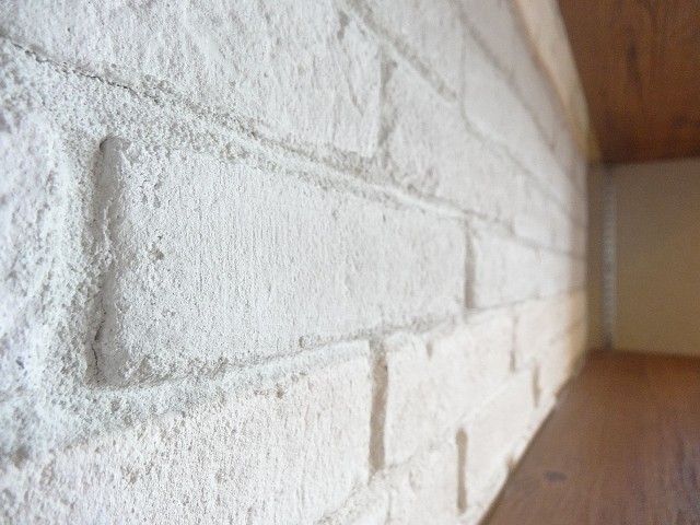 サンマリーナ新子安　オープンシェルフ壁407