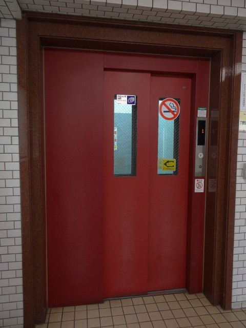 サンマリーナ新子安　エレベーター