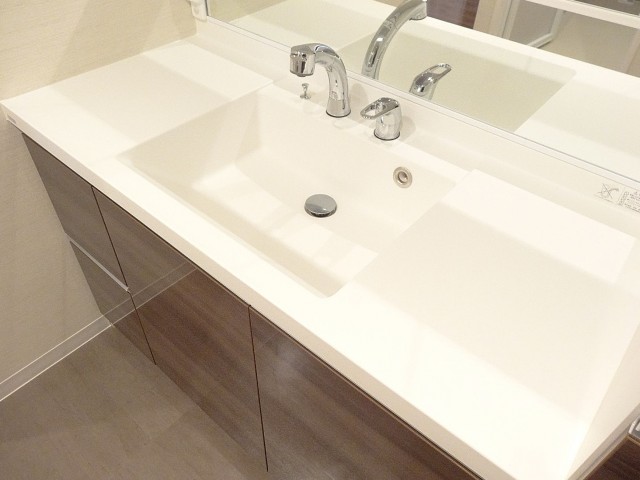 ニューライフ等々力　洗面化粧台