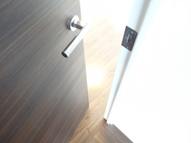 ニューライフ等々力　洋室扉