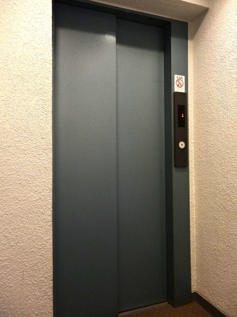 ニューライフ等々力　エレベーター