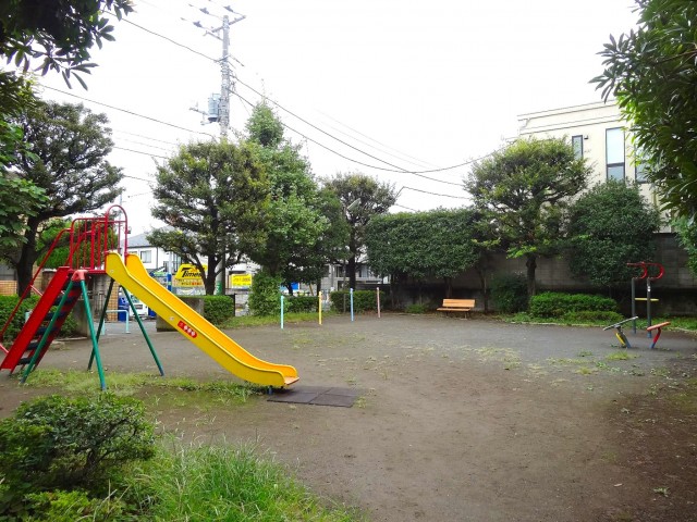 ニューライフ等々力　公園