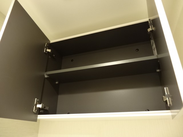 ガーデンハウス　トイレ収納