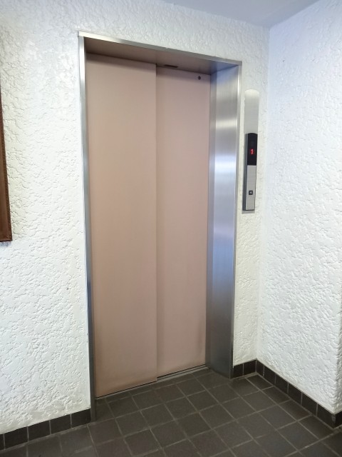 ガーデンハウス　エレベーター