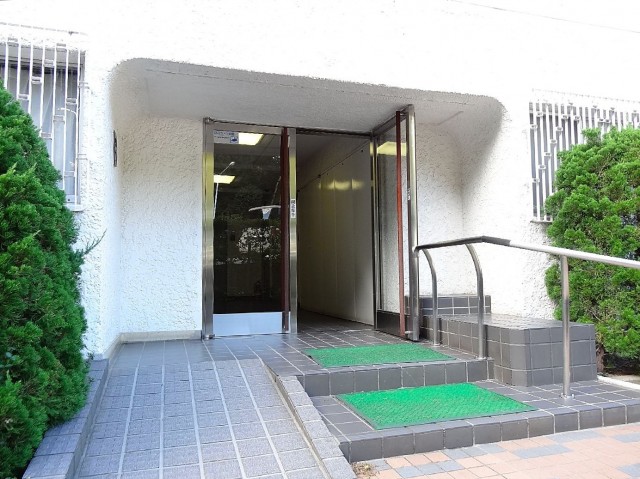 ガーデンハウス　エントランス