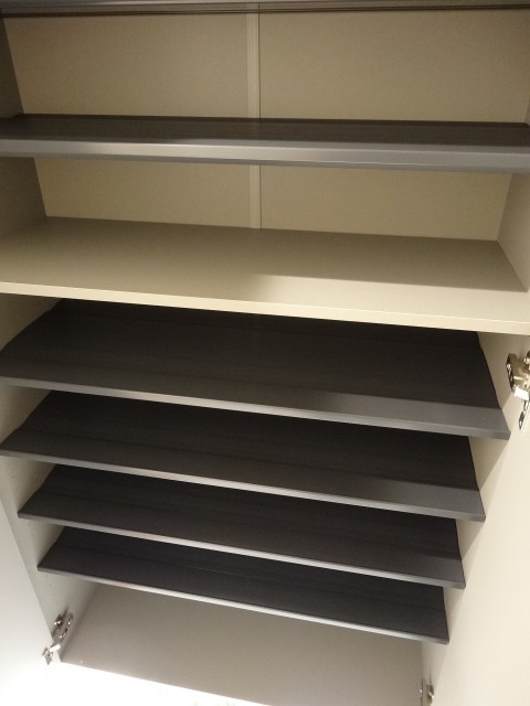 ヴェラハイツ浜町　トールサイズのシューズＢＯＸ506