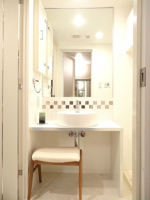 エスコートノヴェル白金高輪　洗面化粧台