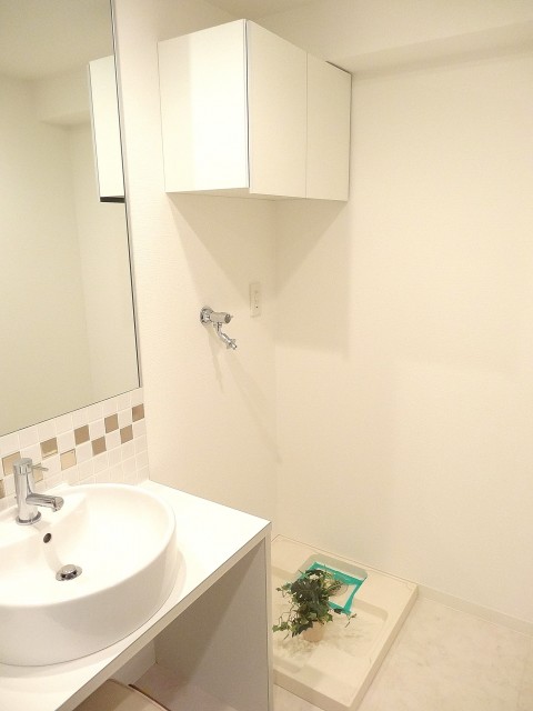 エスコートノヴェル白金高輪　洗濯機置場