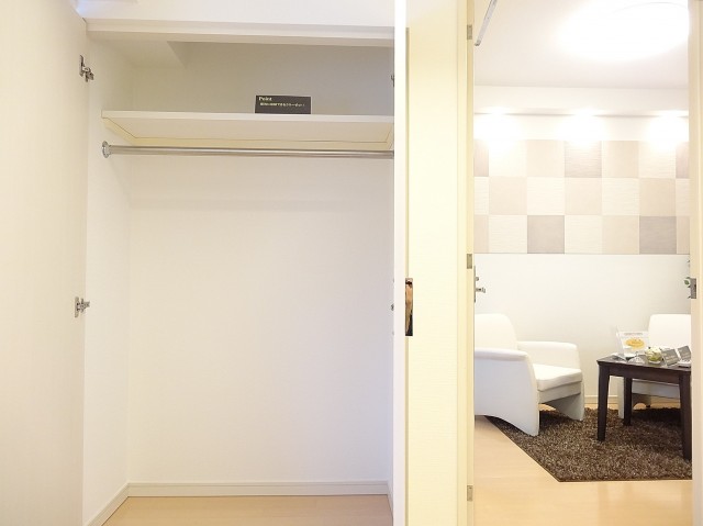 エスコートノヴェル白金高輪　クローゼット